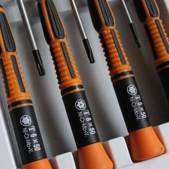 7 in 1 Security Torx Screwdrivers with T5 T6 T7 T8 T9 T10 T15 Torx Bit,C… - Picture 8 of 10